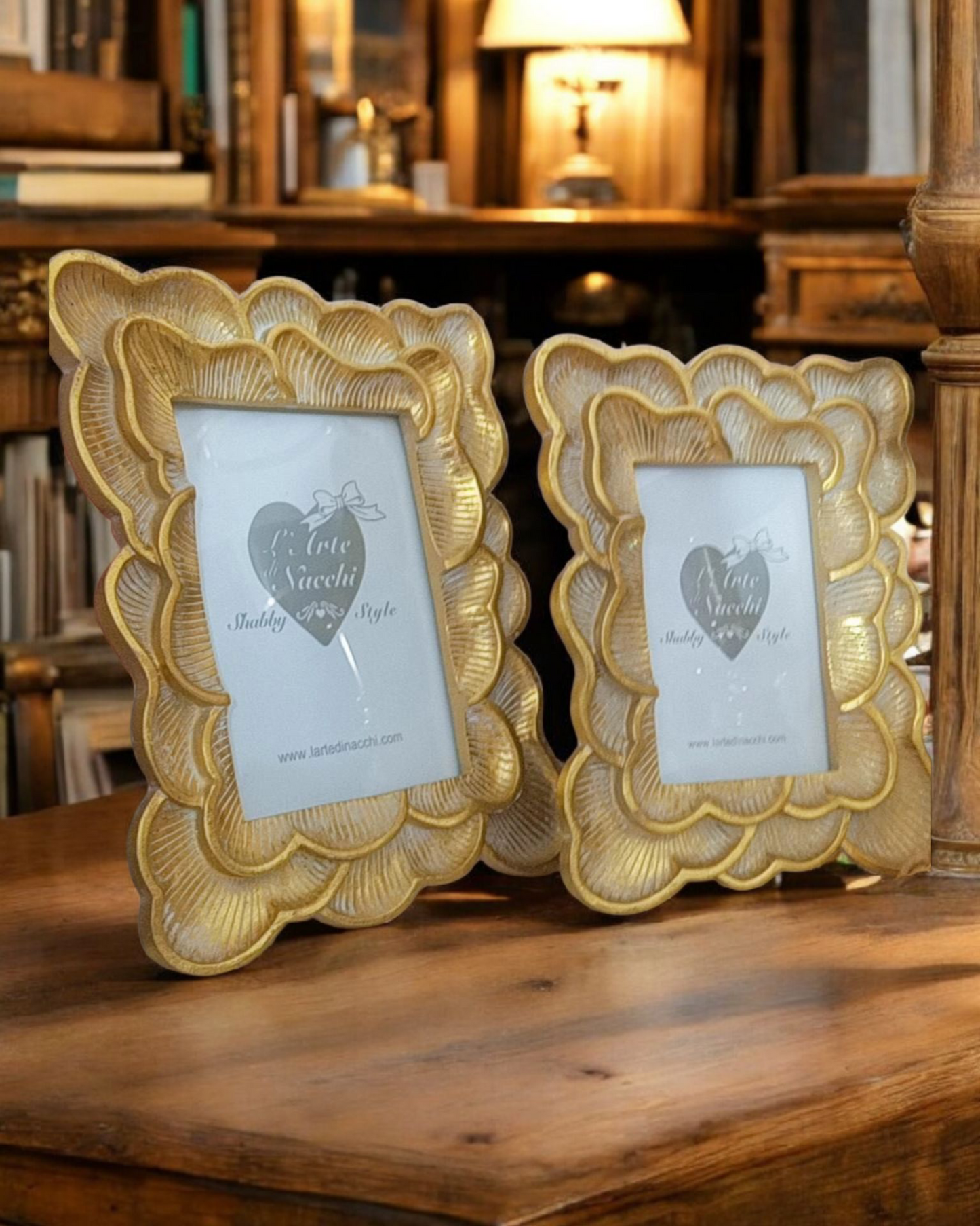 Cornice in oro lk100